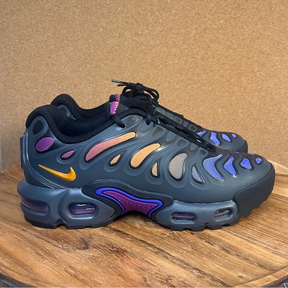 Nike
Air max plus drift
Brand new - Picture 2 of 12